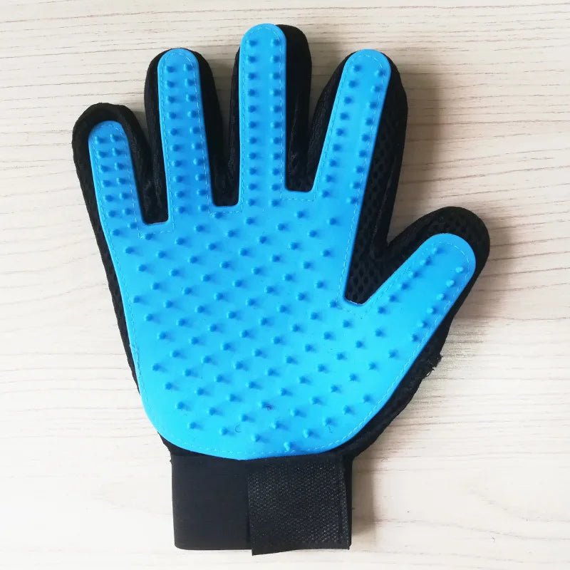 Best Pet Grooming Glove & Hair Removal Brush for Cats & Dogs - Loyal Paws