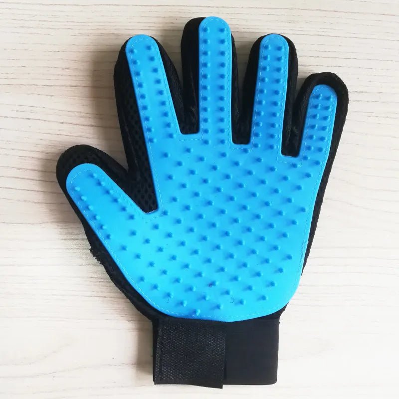 Best Pet Grooming Glove & Hair Removal Brush for Cats & Dogs - Loyal Paws